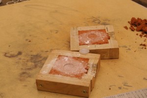 imprint of object in delft clay